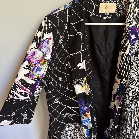 Alberto Makali Abstract Printed Open Front Blazer - Picture 4 of 6